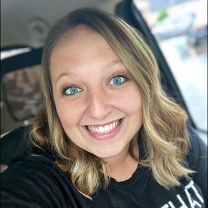 Meet your Posher, Haley